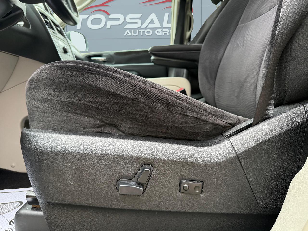 2013 Dodge Grand Caravan Crew Photo