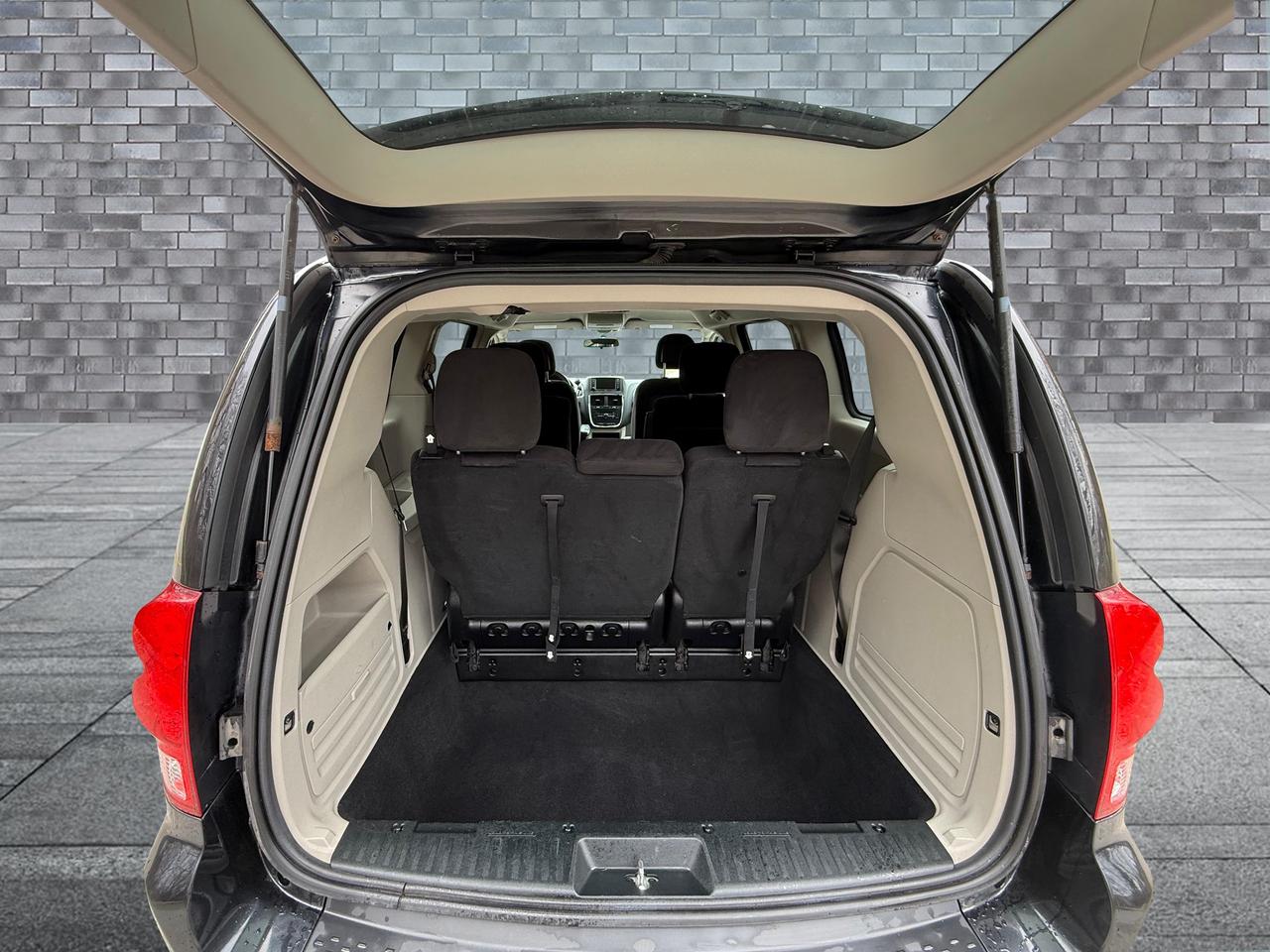 2013 Dodge Grand Caravan Crew Photo