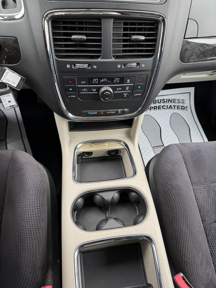 2013 Dodge Grand Caravan Crew Photo