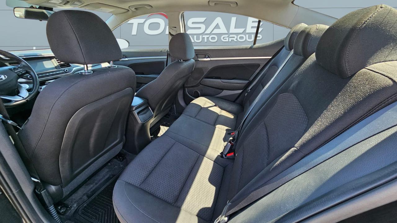 2020 Hyundai Elantra PREFERRED W/SUN & SAFETY PKG IVT Photo