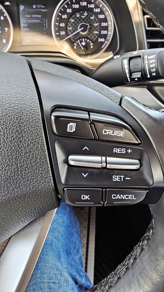 2020 Hyundai Elantra PREFERRED W/SUN & SAFETY PKG IVT Photo