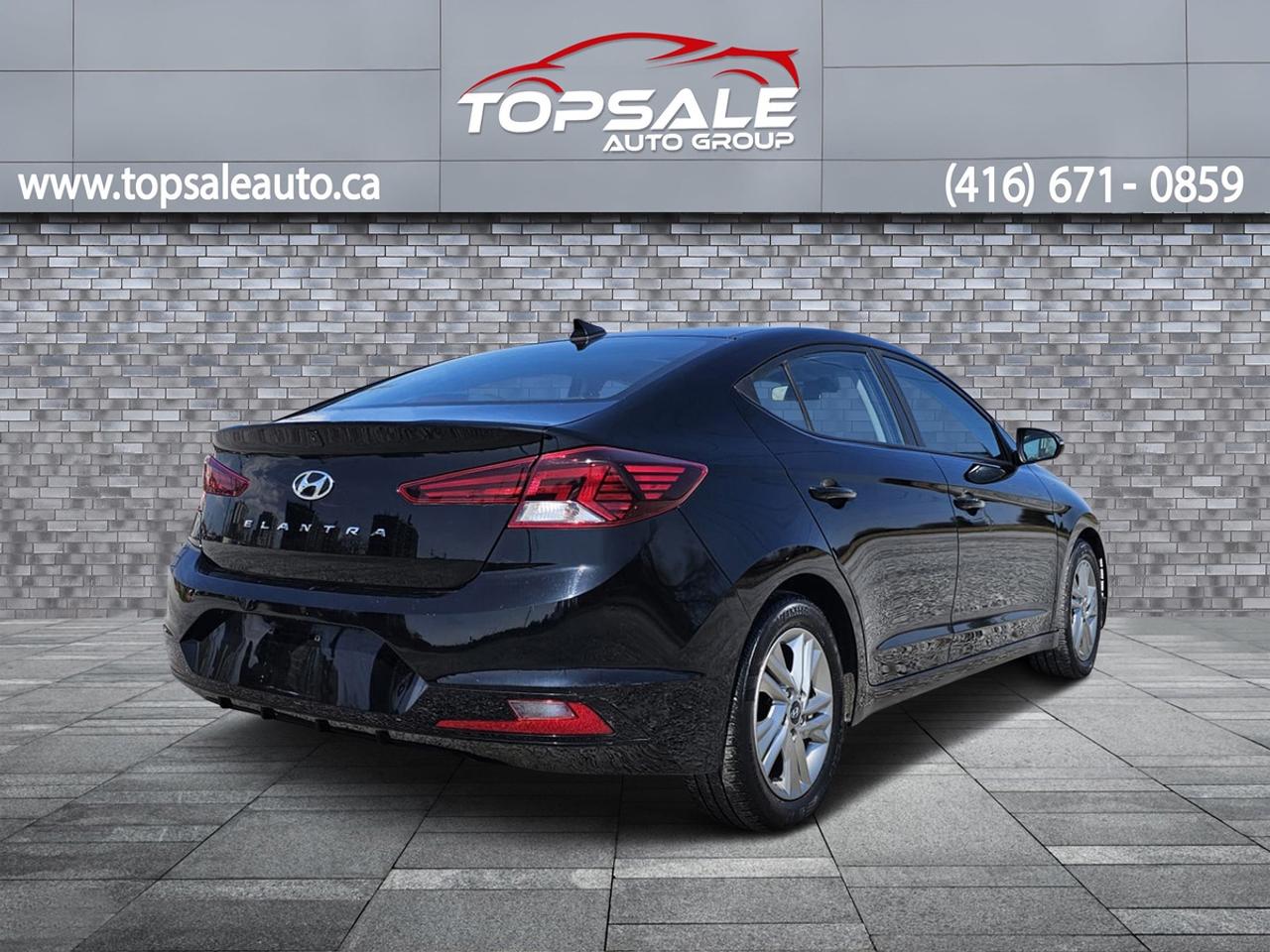 2020 Hyundai Elantra PREFERRED W/SUN & SAFETY PKG IVT Photo4