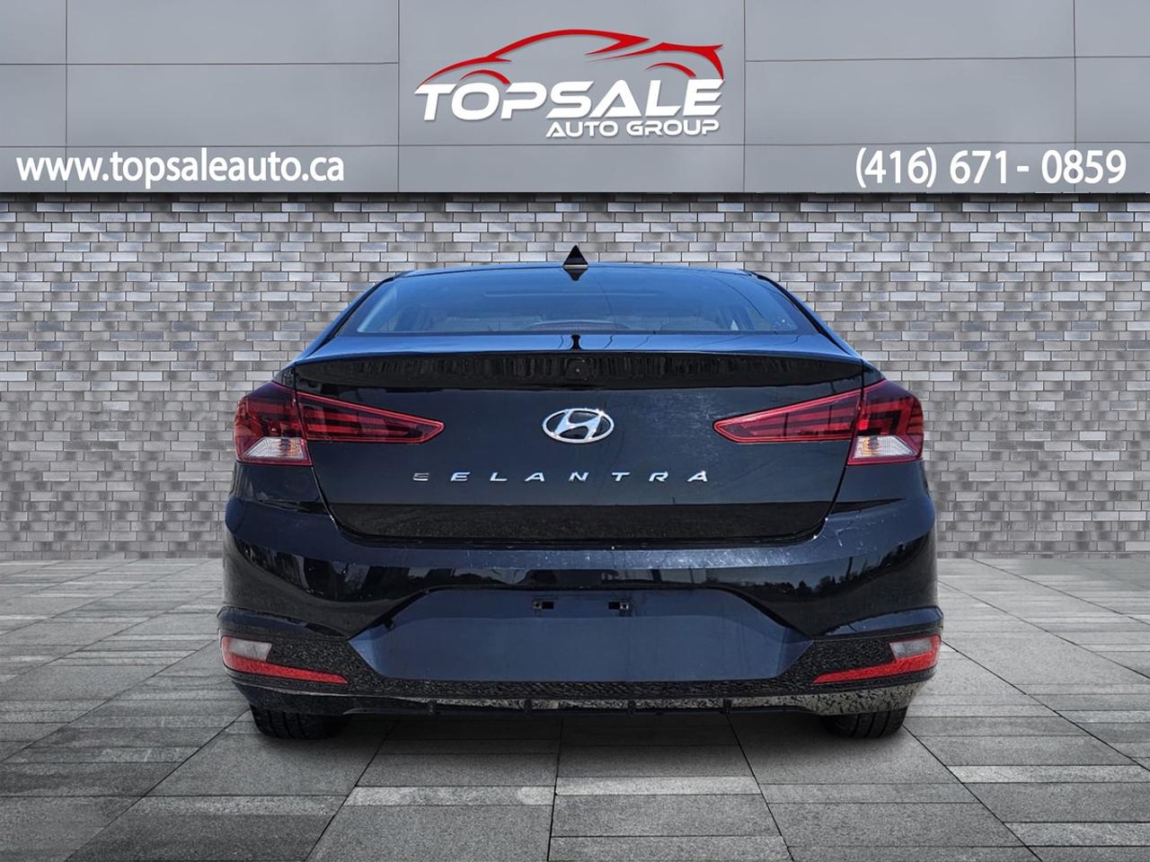 2020 Hyundai Elantra PREFERRED W/SUN & SAFETY PKG IVT Photo3