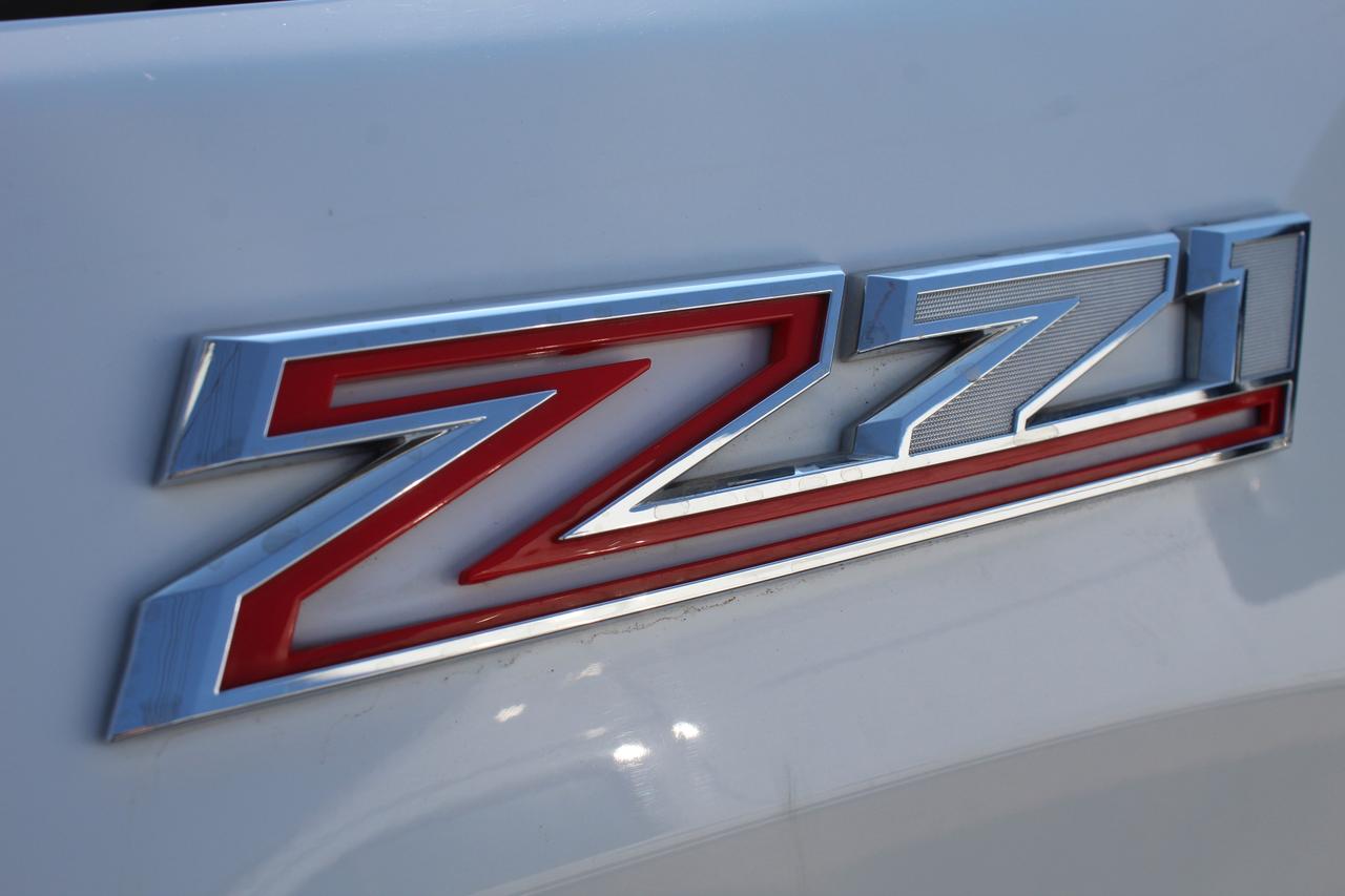 2023 Chevrolet Silverado 1500 RST Z71 4WD 6.5ft 5.3L Running Board Photo