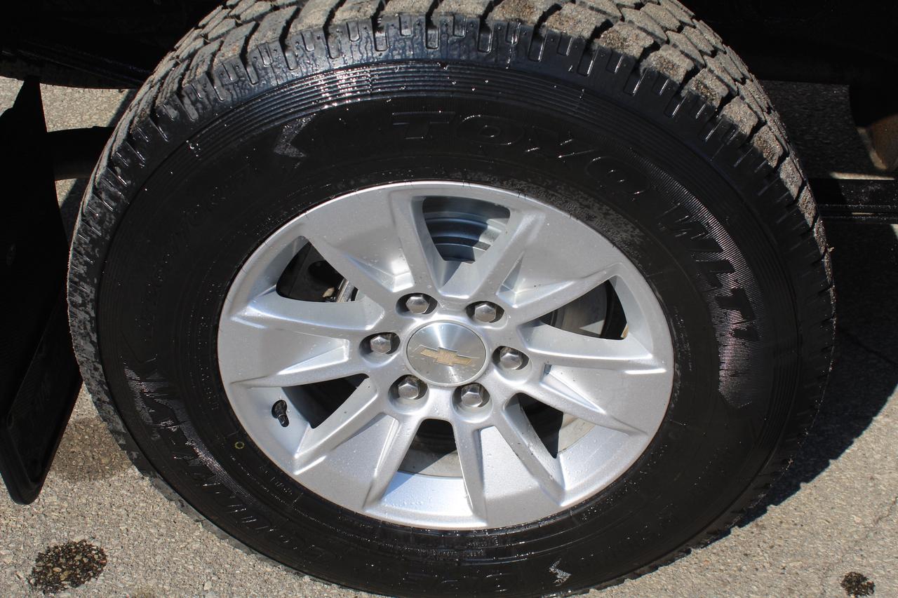 2023 Chevrolet Silverado 1500 RST Z71 4WD 6.5ft 5.3L Running Board Photo3