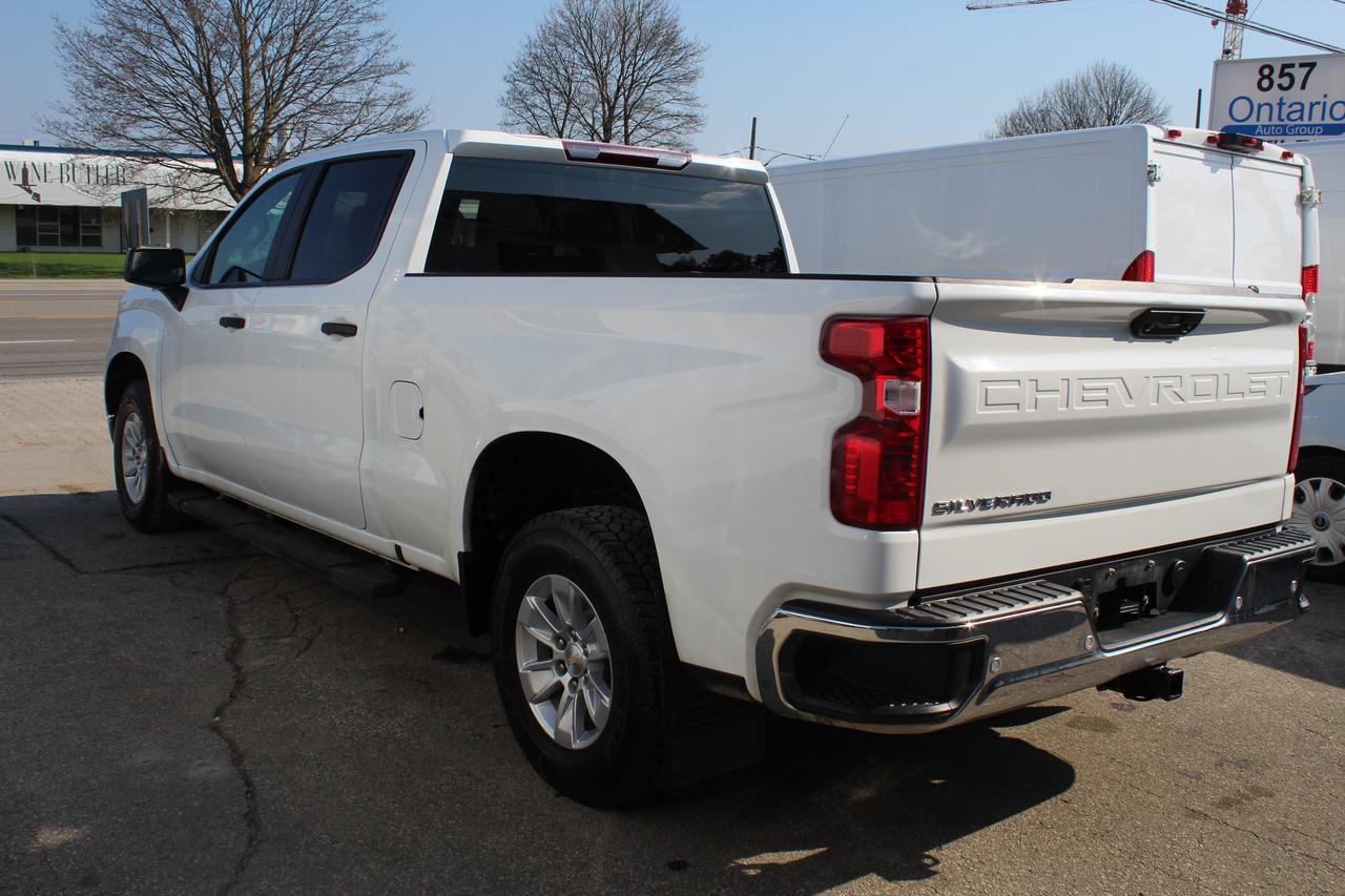 2023 Chevrolet Silverado 1500 RST Z71 4WD 6.5ft 5.3L Running Board Photo