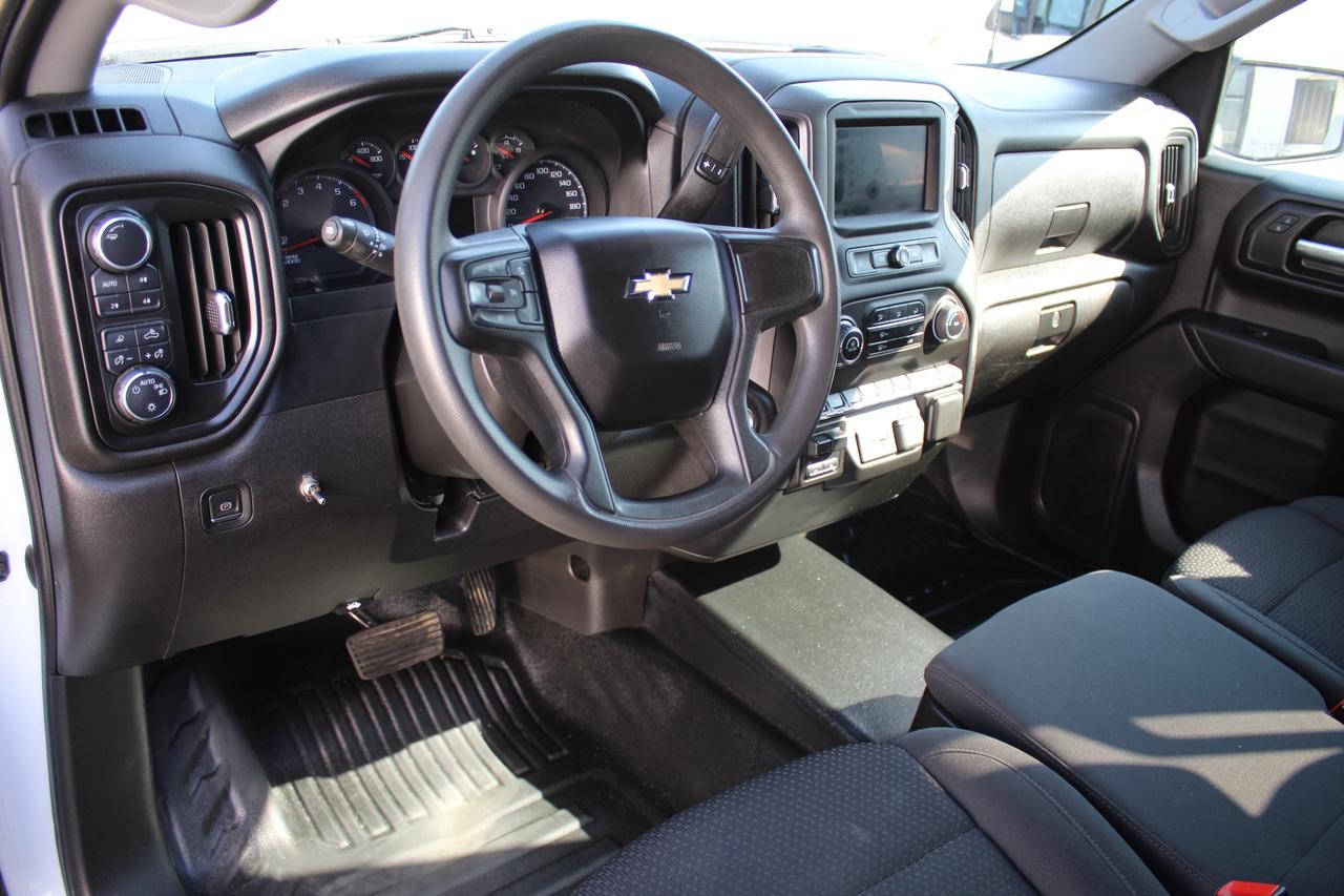 2023 Chevrolet Silverado 1500 RST Z71 4WD 6.5ft 5.3L Running Board Photo