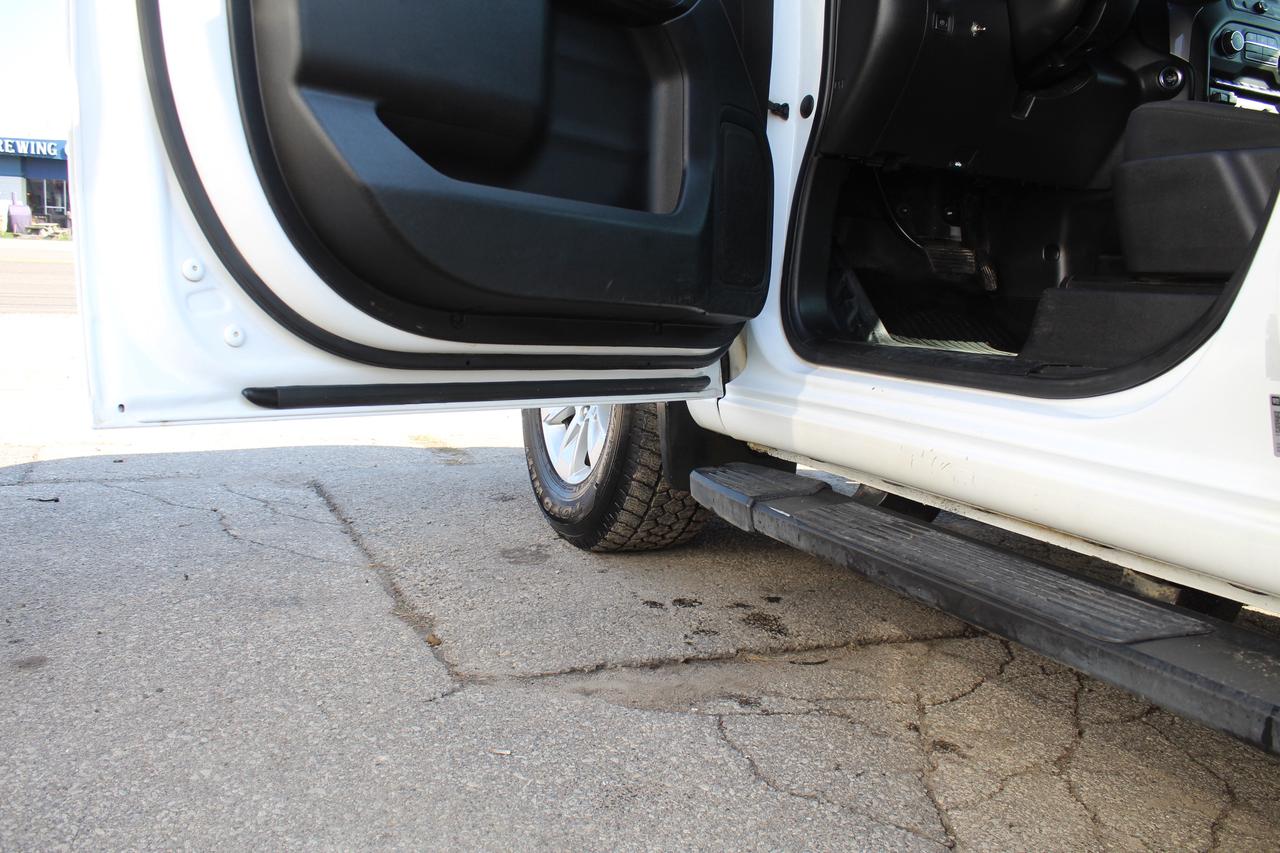 2023 Chevrolet Silverado 1500 RST Z71 4WD 6.5ft 5.3L Running Board Photo