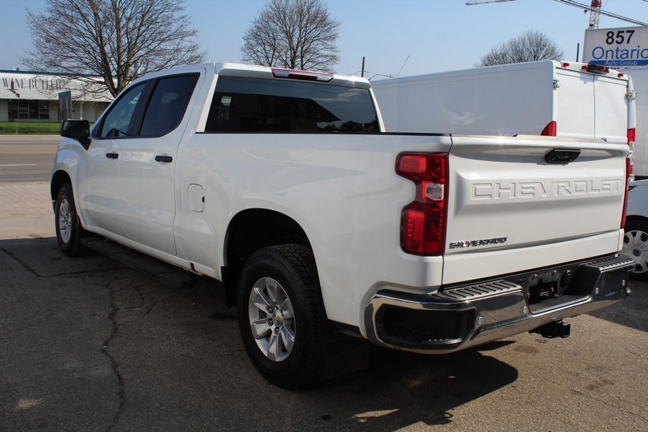 2023 Chevrolet Silverado 1500 RST Z71 4WD 6.5ft 5.3L Running Board Photo