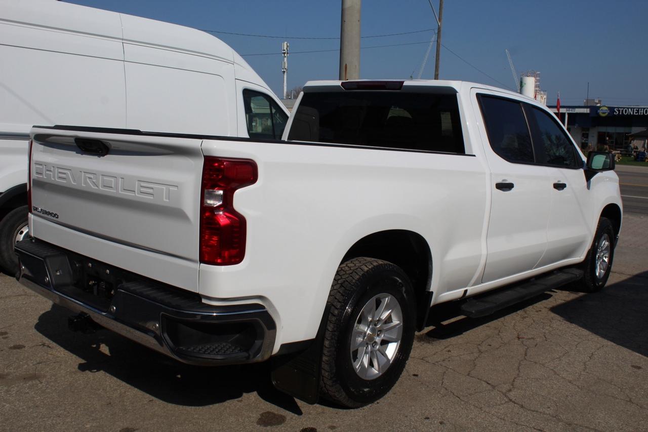 2023 Chevrolet Silverado 1500 RST Z71 4WD 6.5ft 5.3L Running Board Photo