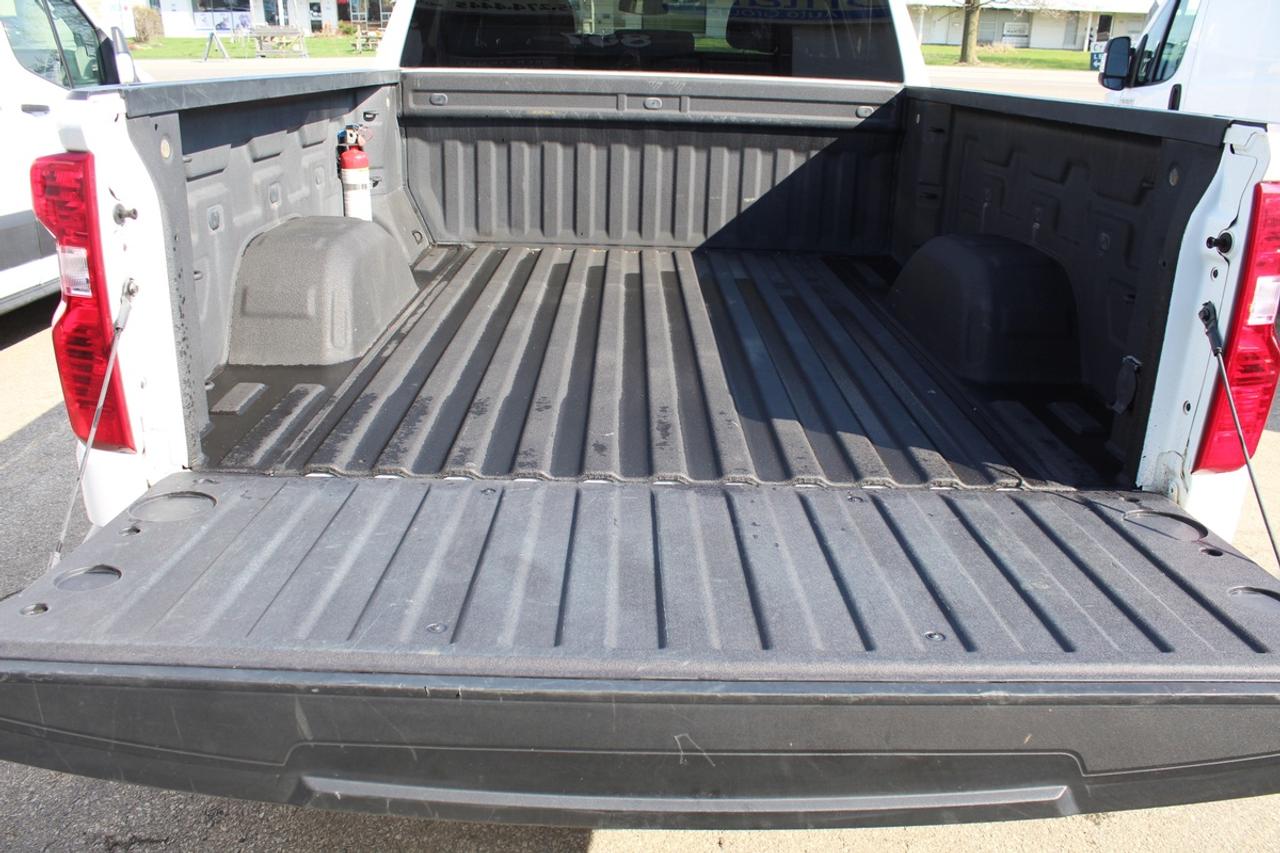 2023 Chevrolet Silverado 1500 RST Z71 4WD 6.5ft 5.3L Running Board Photo