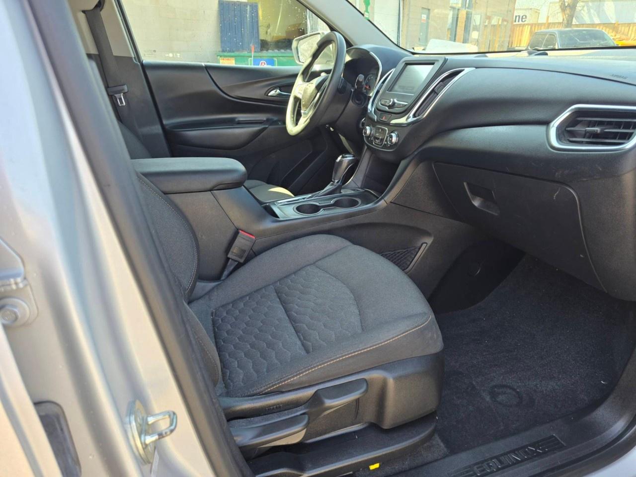 2018 Chevrolet Equinox AWD 4dr LT w/1LT Photo