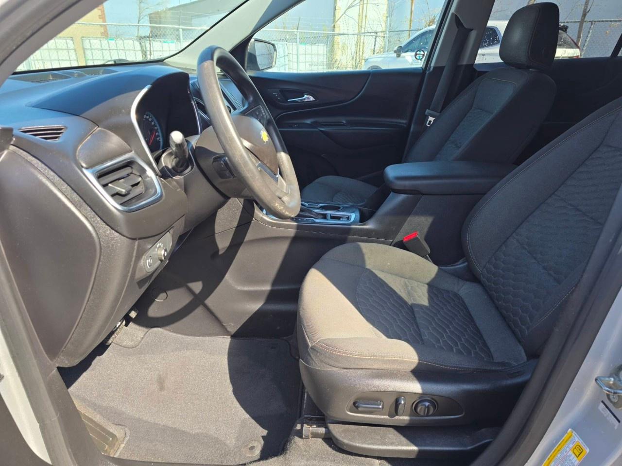 2018 Chevrolet Equinox AWD 4dr LT w/1LT Photo