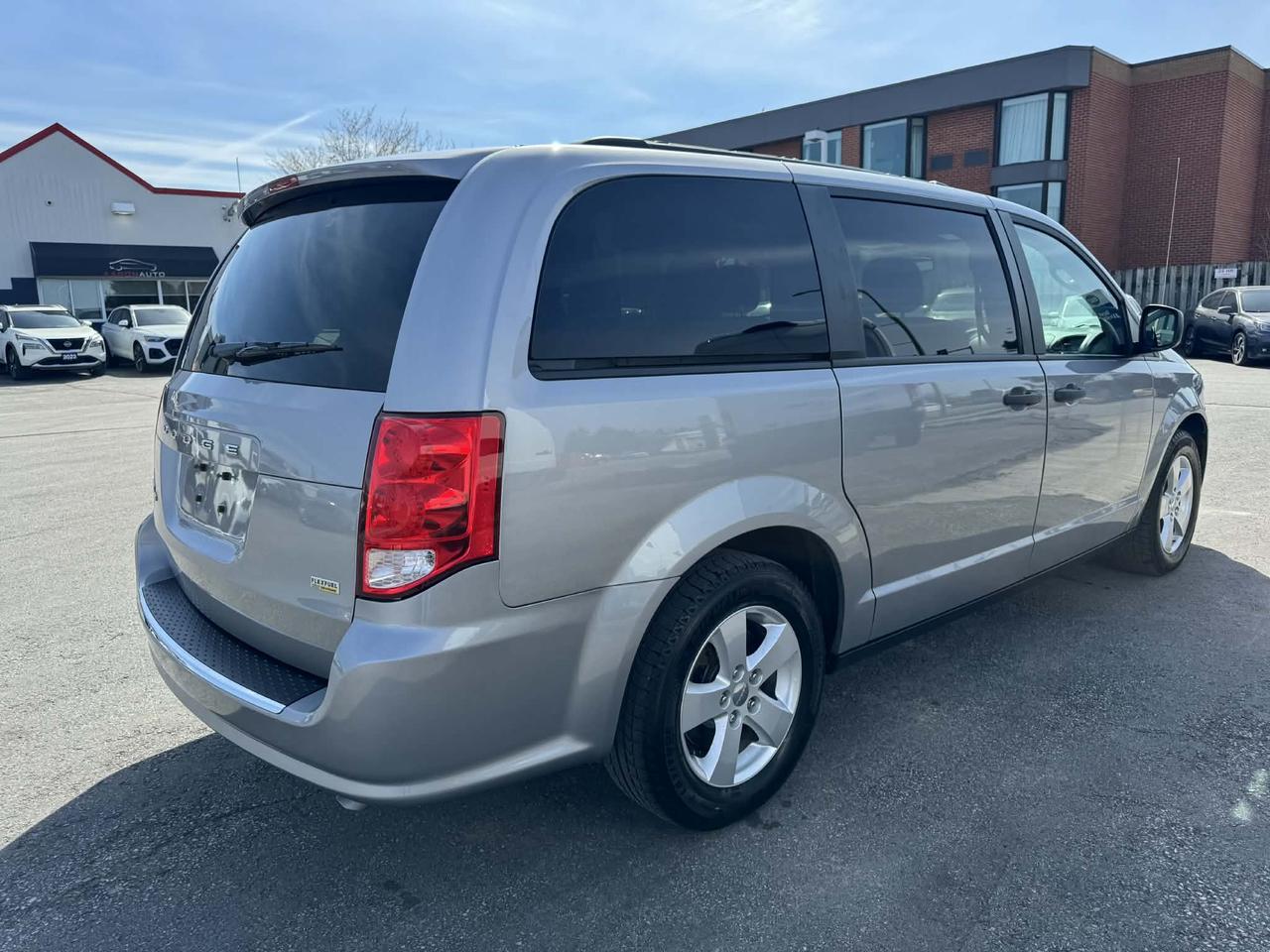 2018 Dodge Grand Caravan CANADA VALUE PACKAGE Photo4