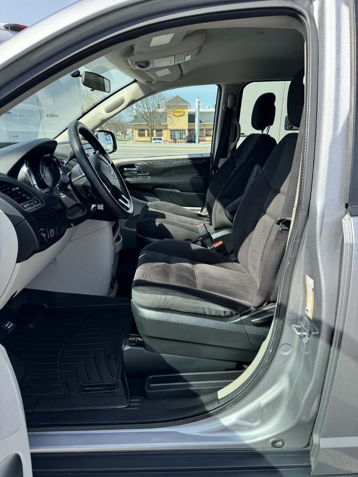 2018 Dodge Grand Caravan CANADA VALUE PACKAGE Photo