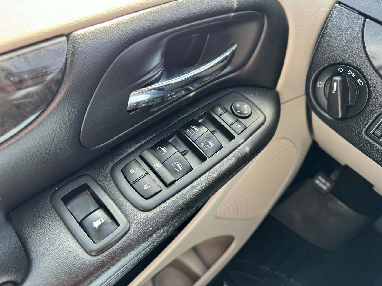 2018 Dodge Grand Caravan CANADA VALUE PACKAGE Photo