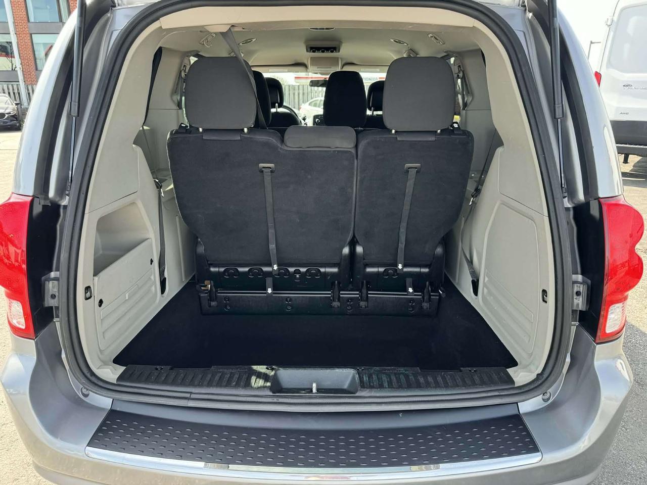2018 Dodge Grand Caravan SE - LOW KM Photo