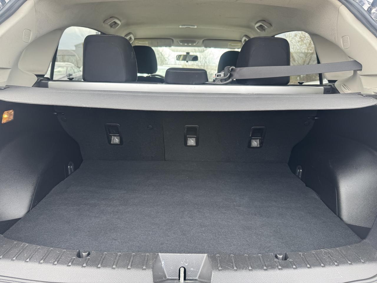 2013 Subaru XV Crosstrek 2.0i w/Touring Pkg Photo