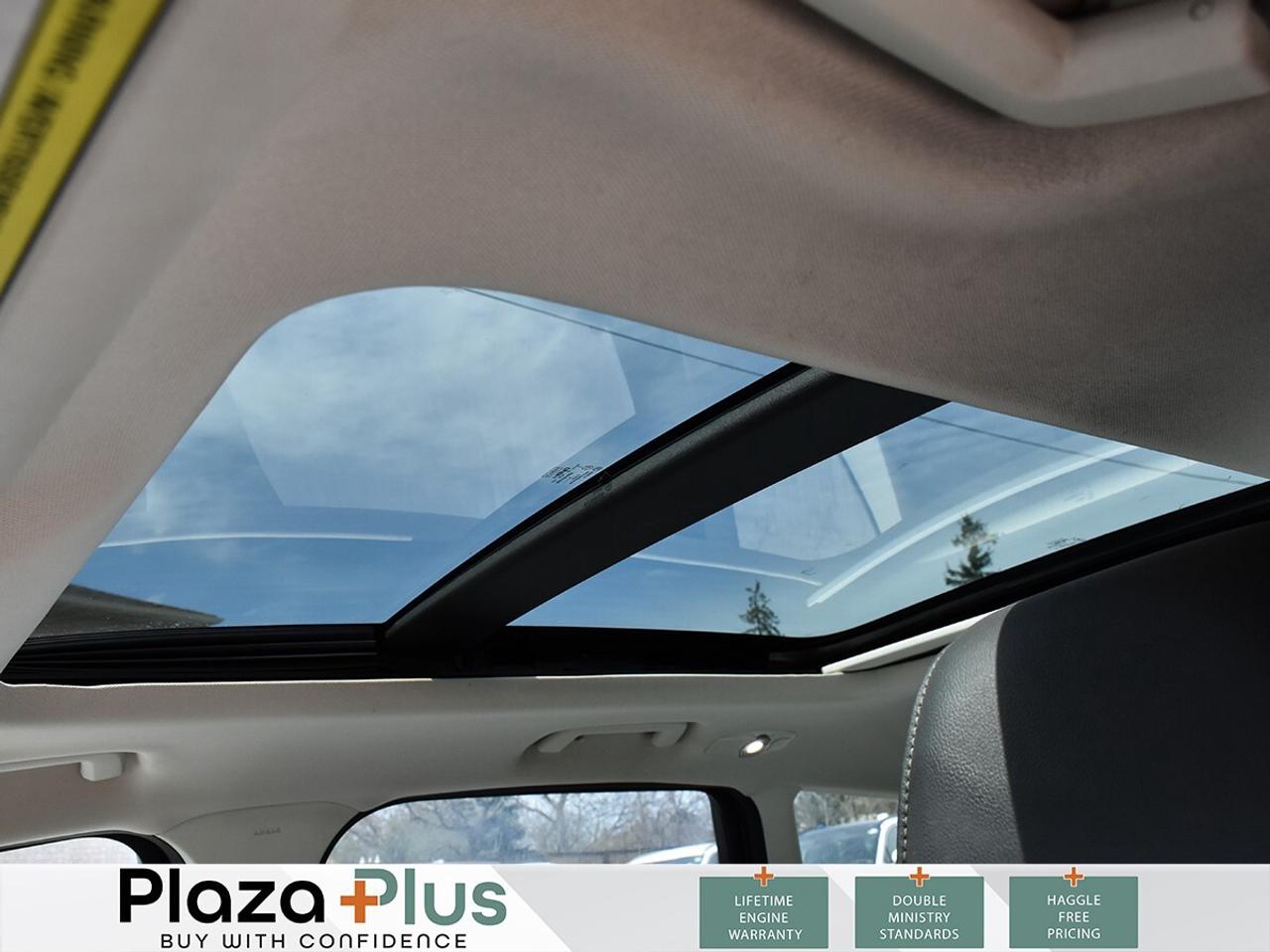 2017 Ford Escape Titanium Photo