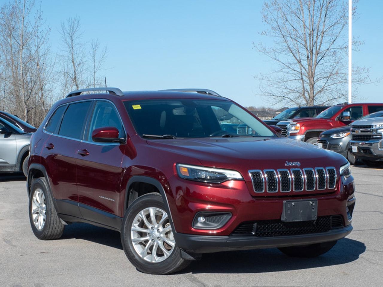 2019 Jeep Cherokee North - Vinyl Seats   Leather Steering Wheel Photo
