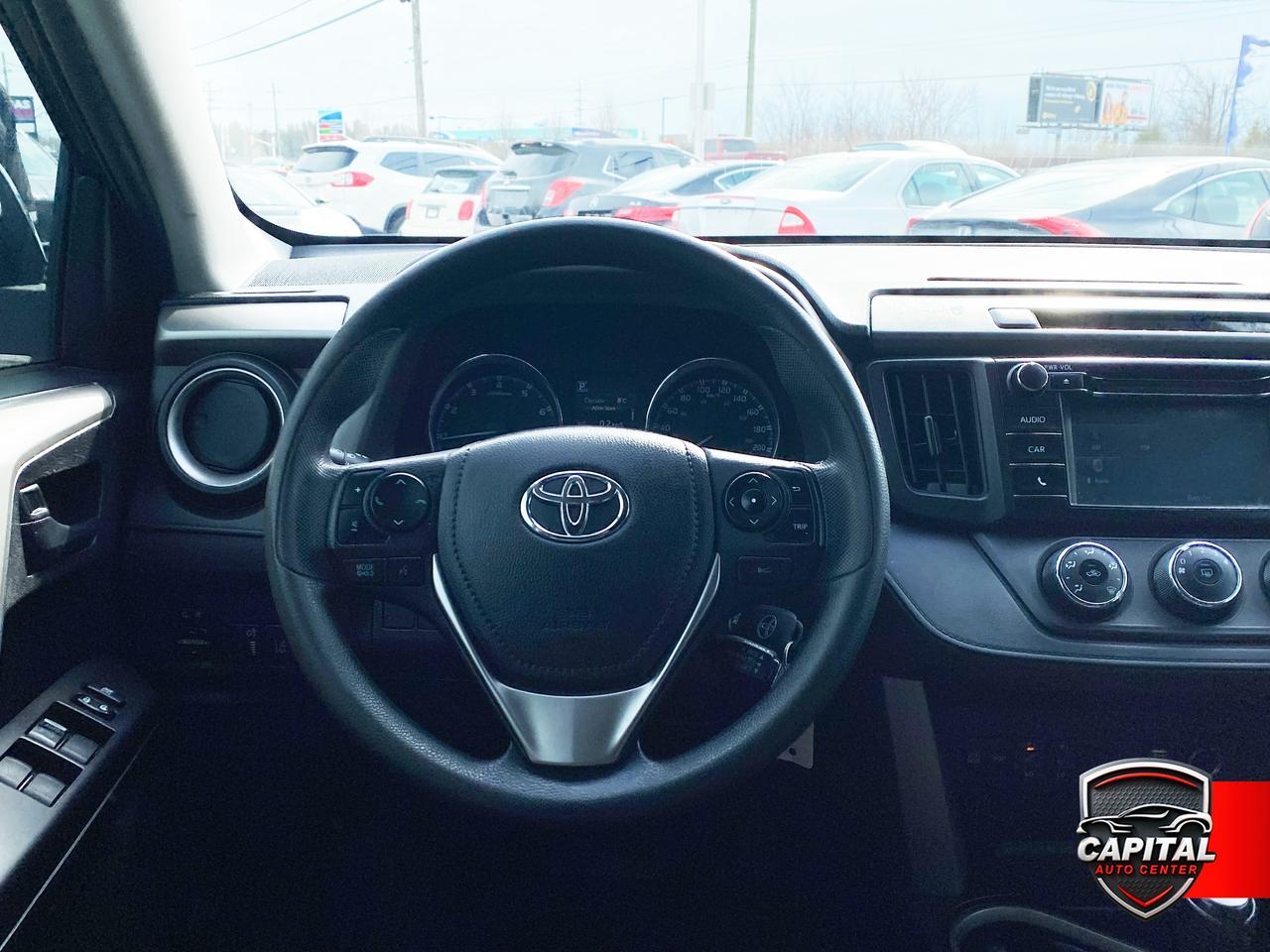 2018 Toyota RAV4 LE Photo