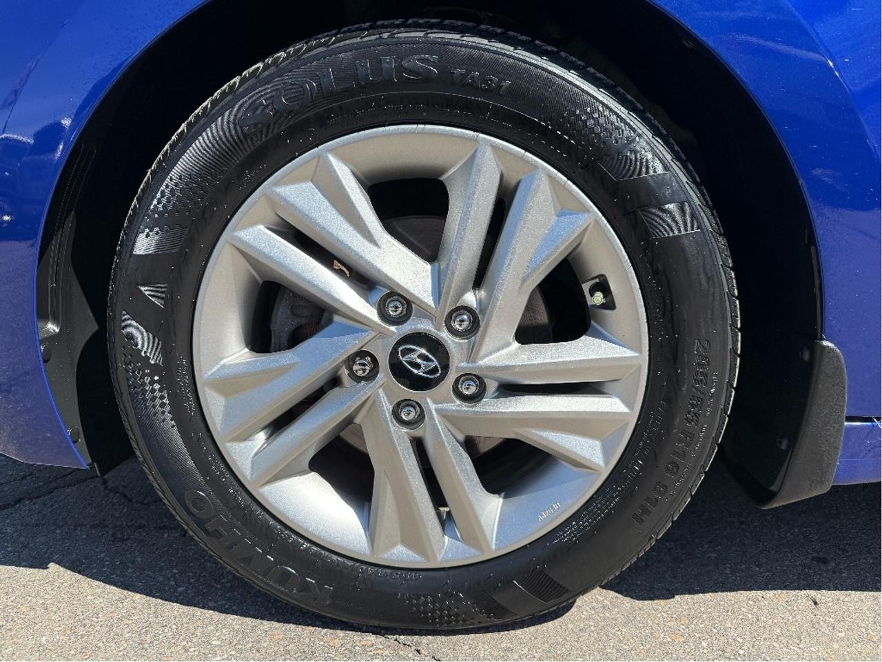 2020 Hyundai Elantra Preferred Photo