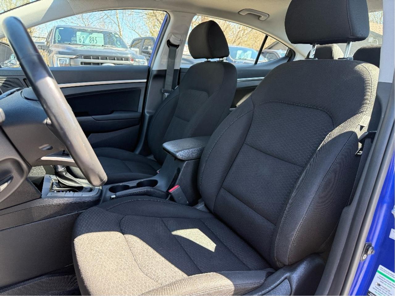 2020 Hyundai Elantra Preferred Photo