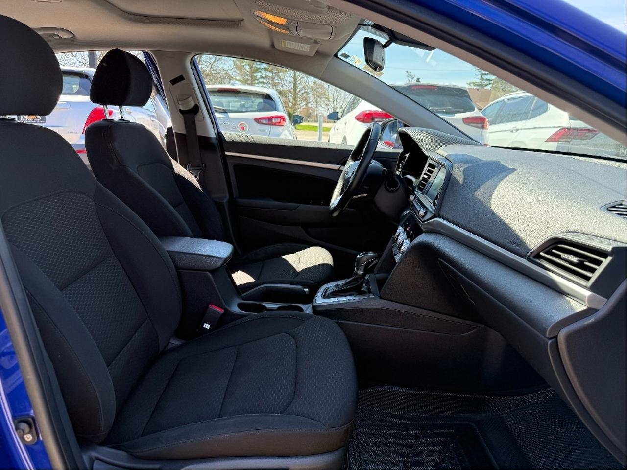 2020 Hyundai Elantra Preferred Photo