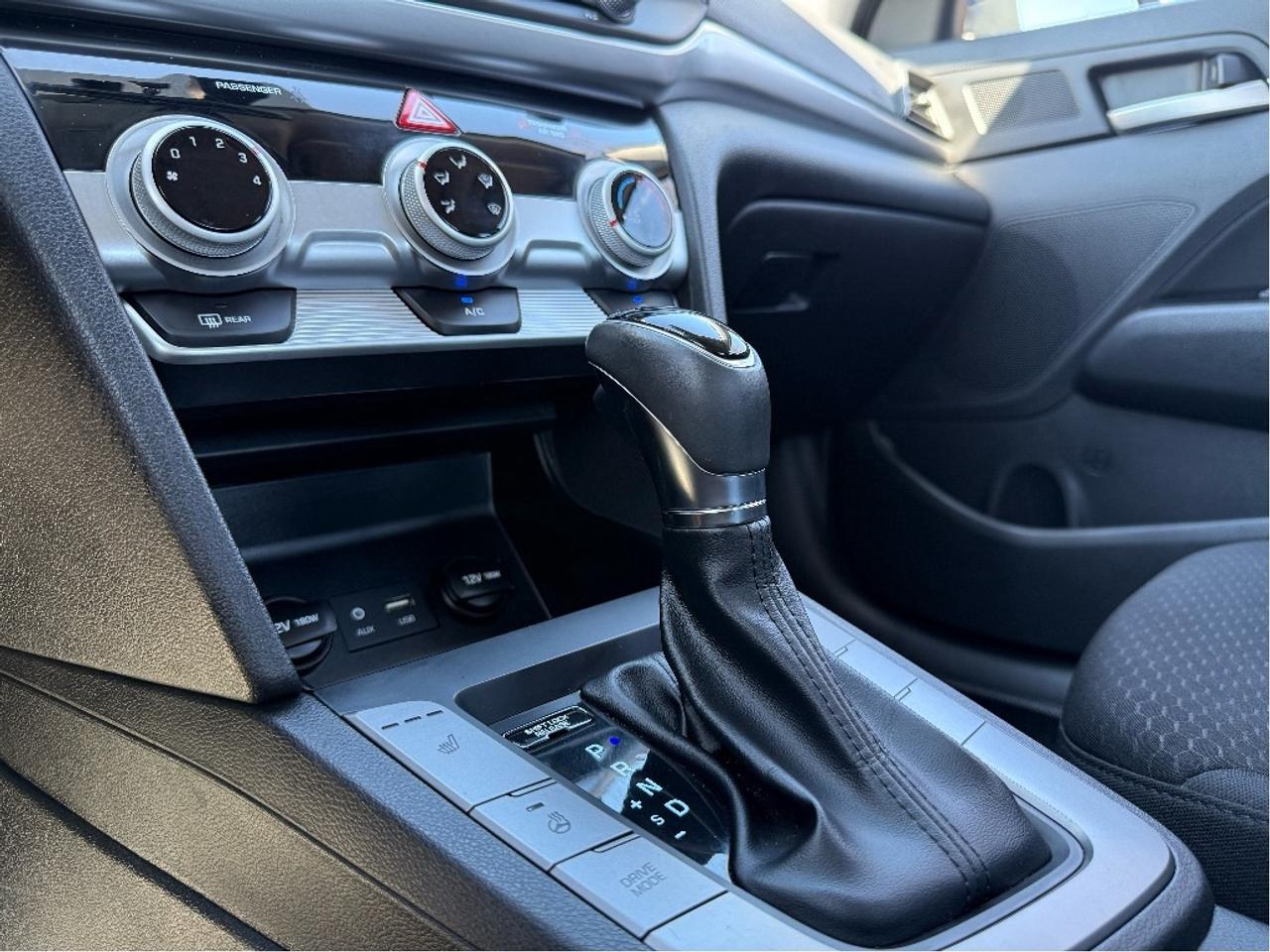 2020 Hyundai Elantra Preferred Photo