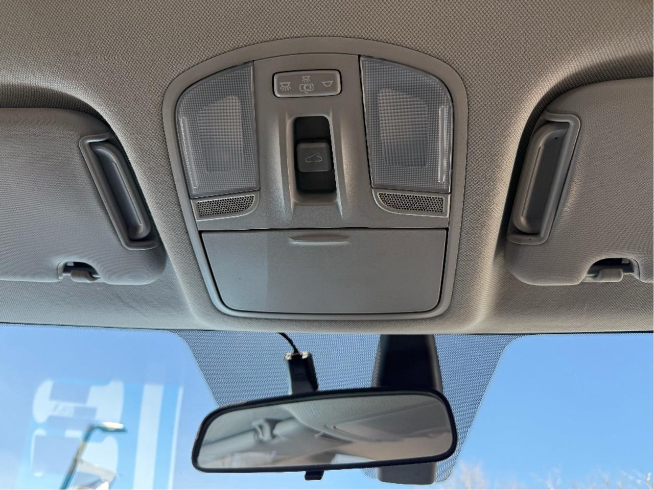 2020 Hyundai Elantra Preferred Photo