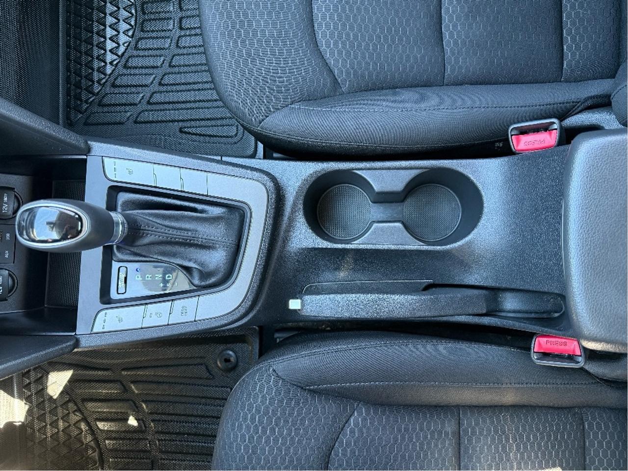 2020 Hyundai Elantra Preferred Photo
