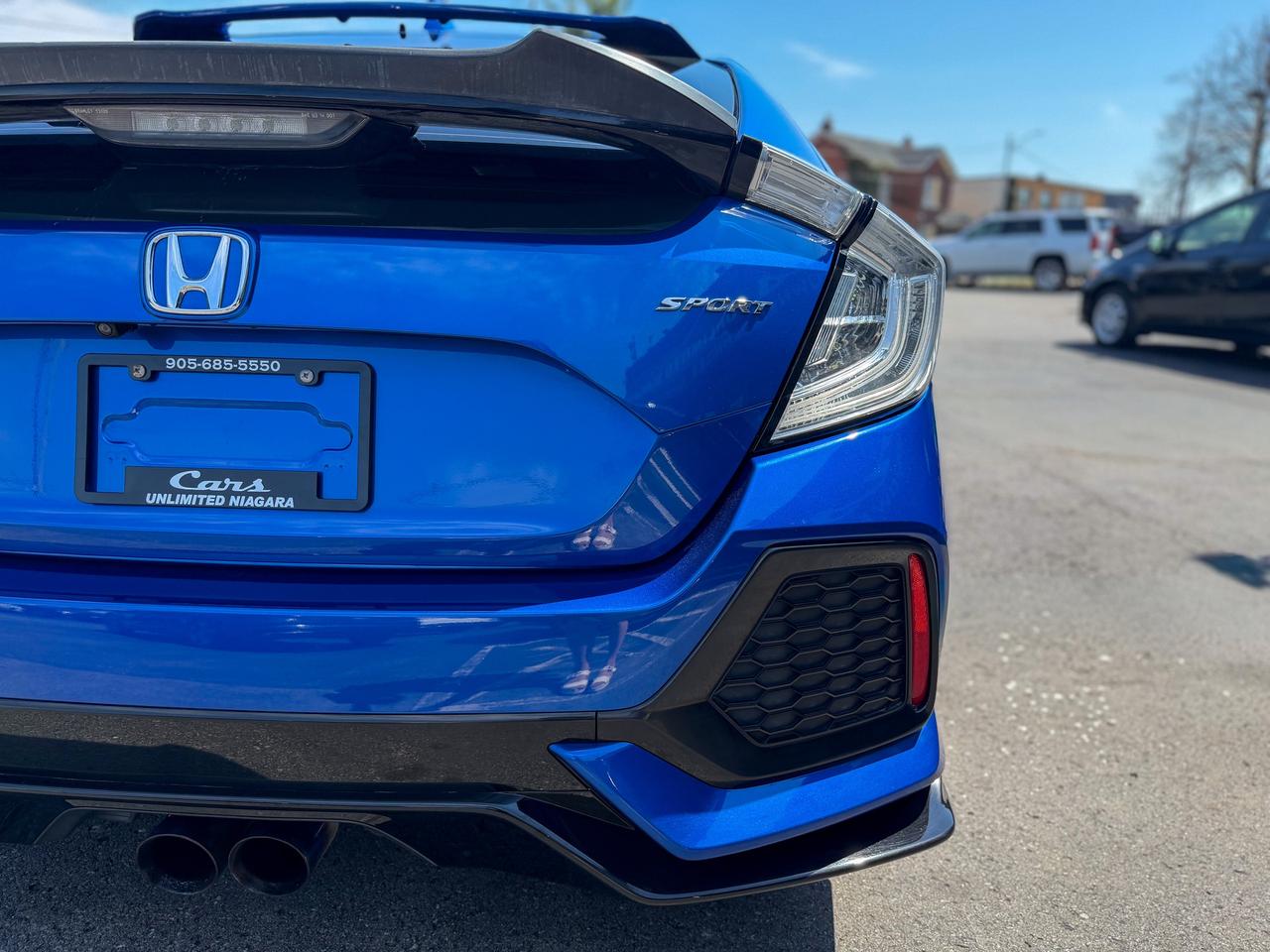 2018 Honda Civic Hatchback Sport-Honda Sensing/ROOF/REMOTE/CAMERA/ACC/LOW KM Photo