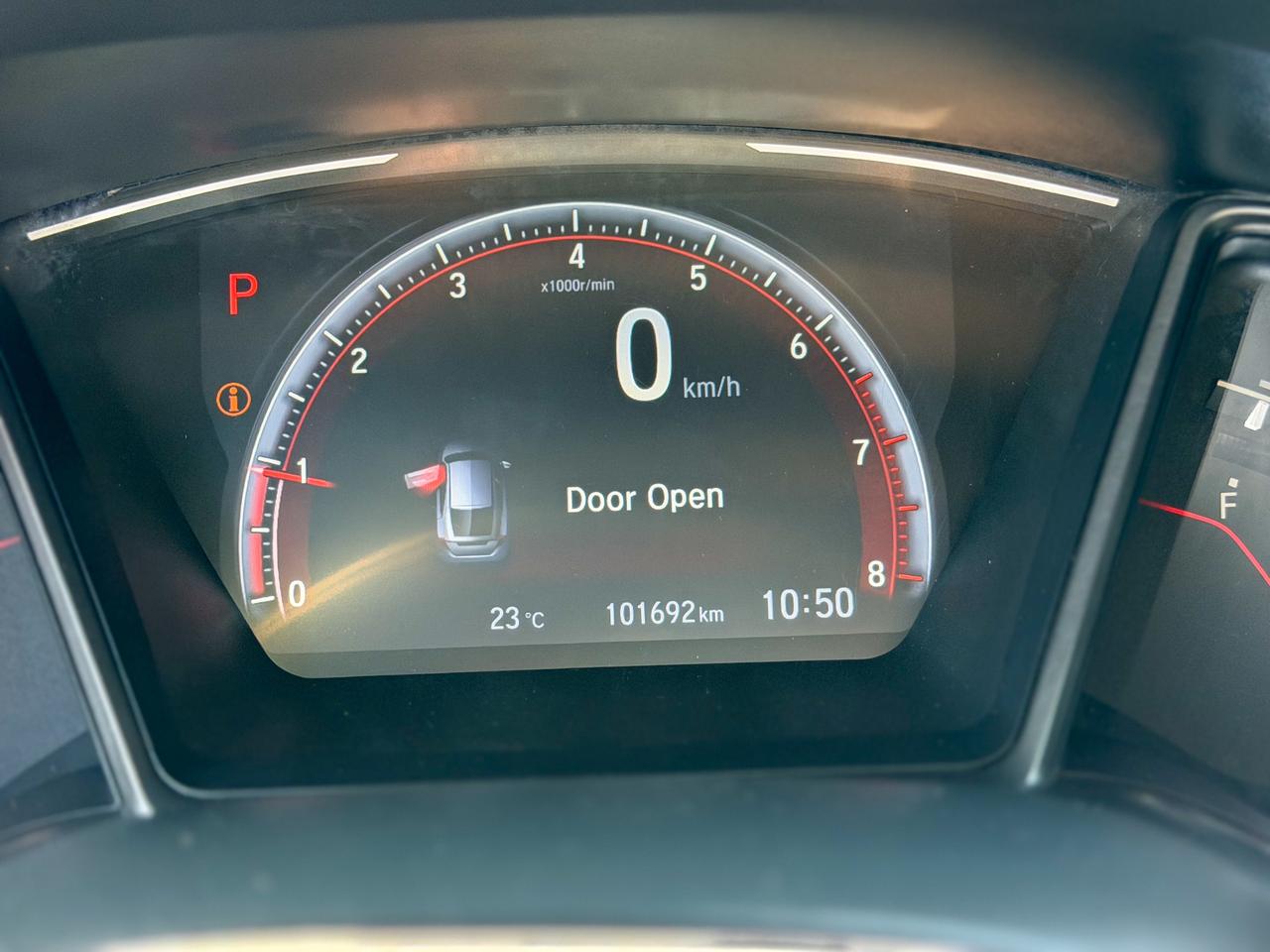 2021 Honda Civic Hatchback Sport/ACC/REMOTE/ROOF/CAMERA/LANE ASSIST/1.5L Photo