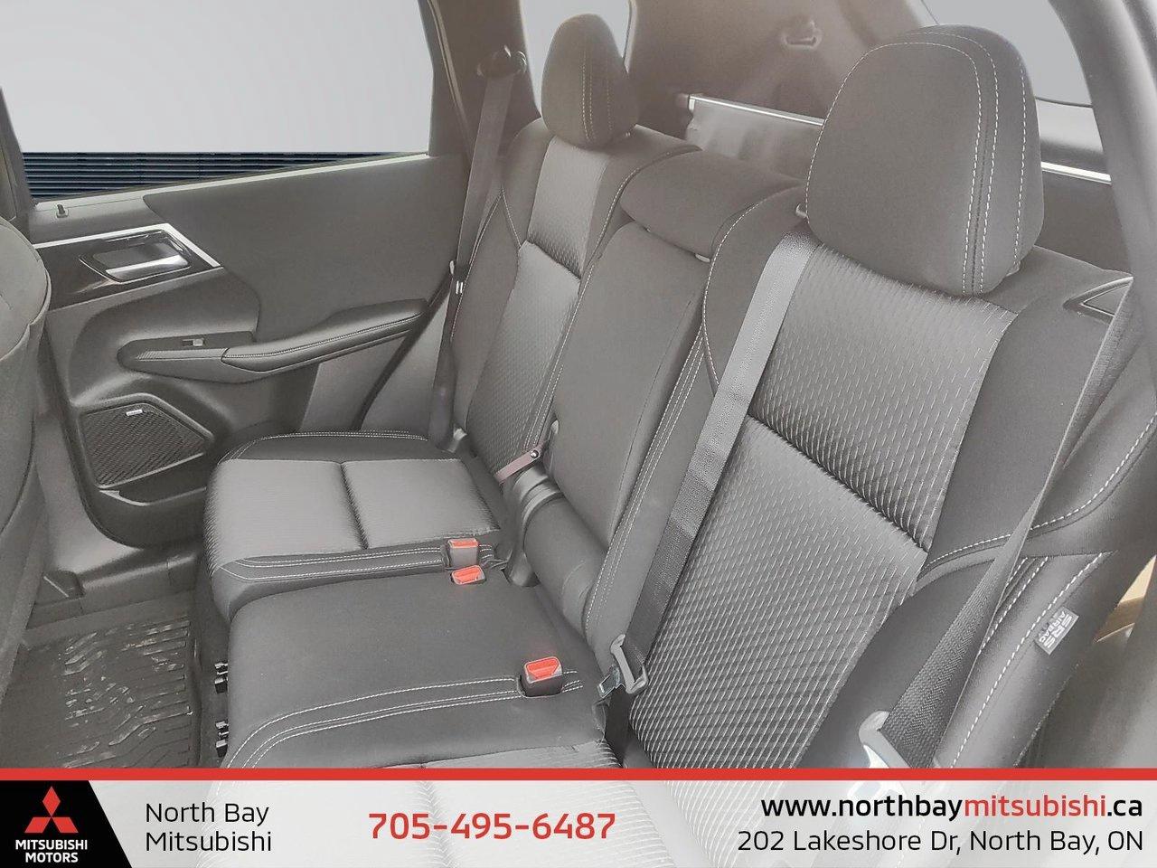 2026 Mitsubishi Outlander SE S-AWC Photo