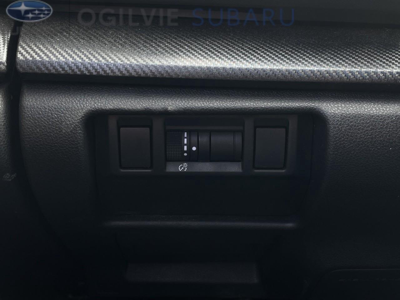 2024 Subaru Crosstrek Limited 4dr All-Wheel Drive Photo