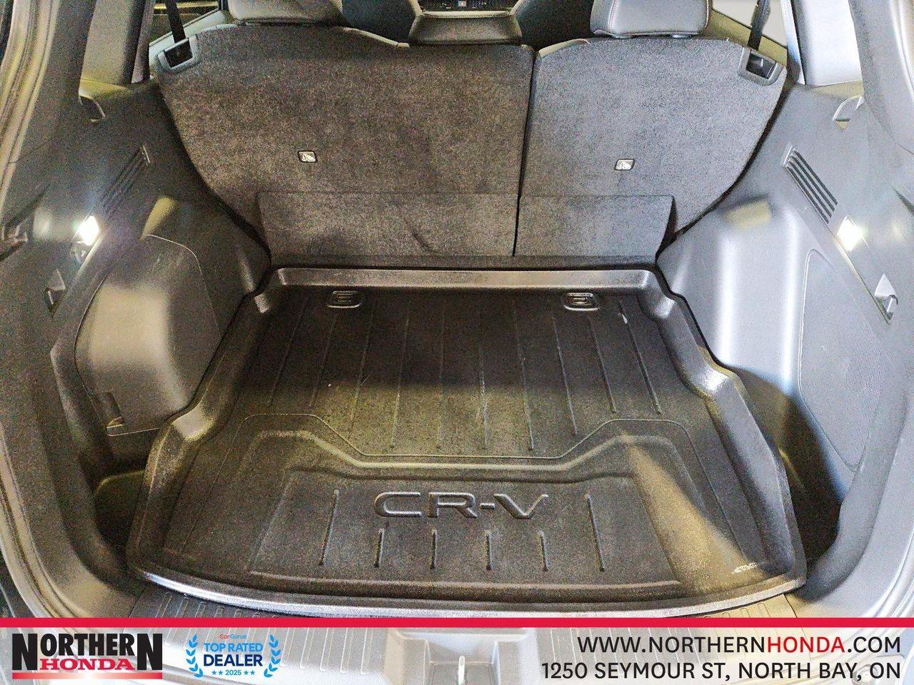 2023 Honda CR-V Hybrid Touring AWD Photo
