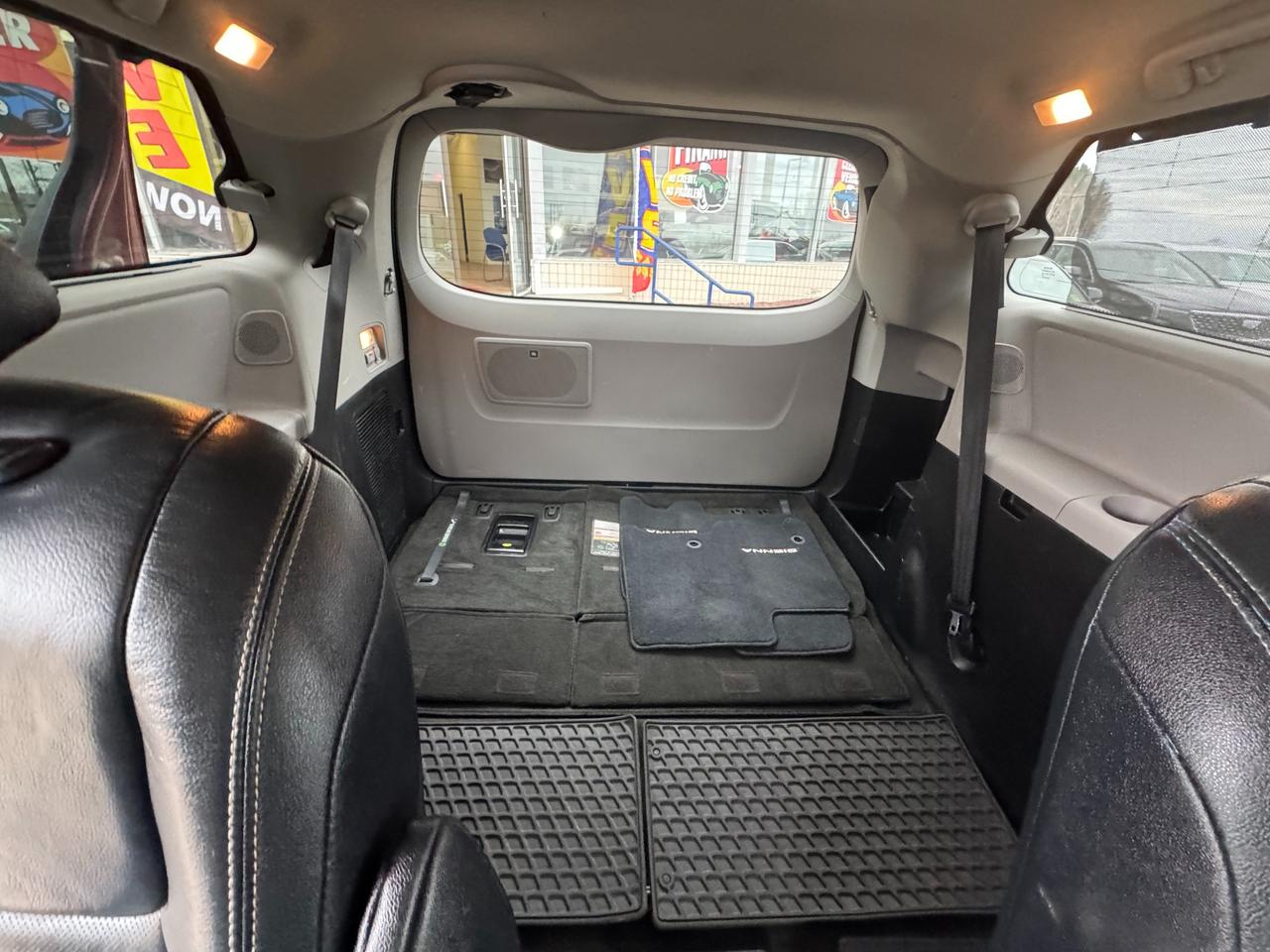 2019 Toyota Sienna SE 7-Passenger 4dr All-Wheel Drive Passenger Van Photo