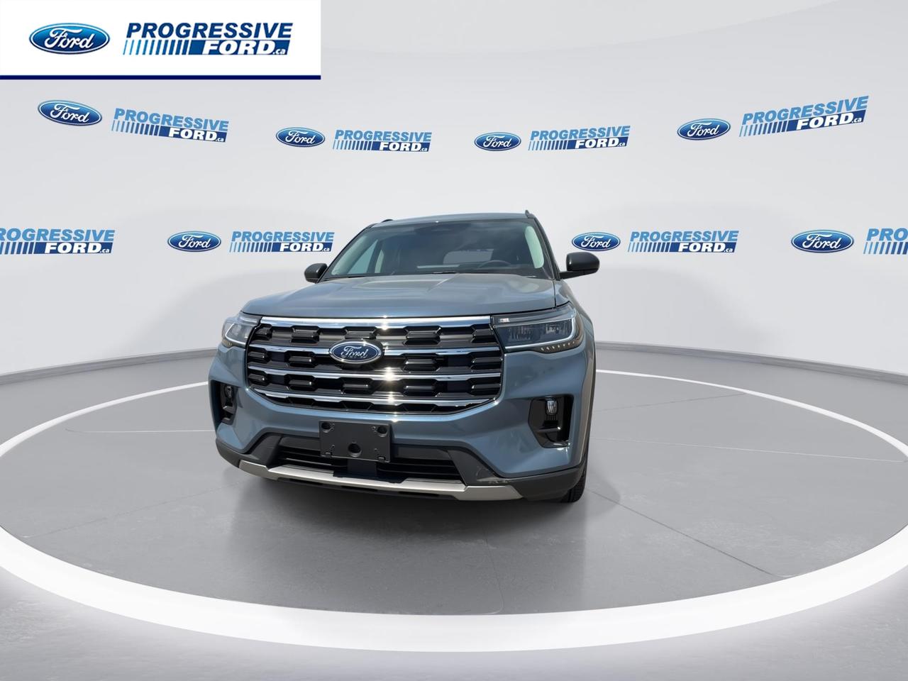 2026 Ford Explorer Active 4dr 4x4 Photo2