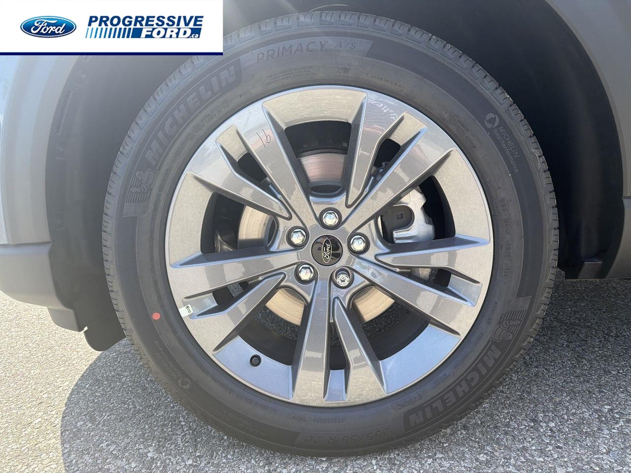 2026 Ford Explorer Active 4dr 4x4 Photo