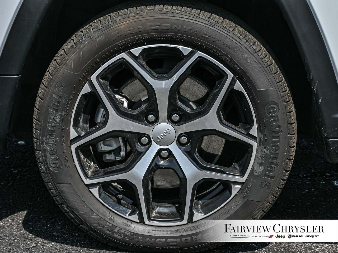 2024 Jeep Compass Limited CARPLAY   HEATED SEATS   DUAL CLIMATE CONT Photo