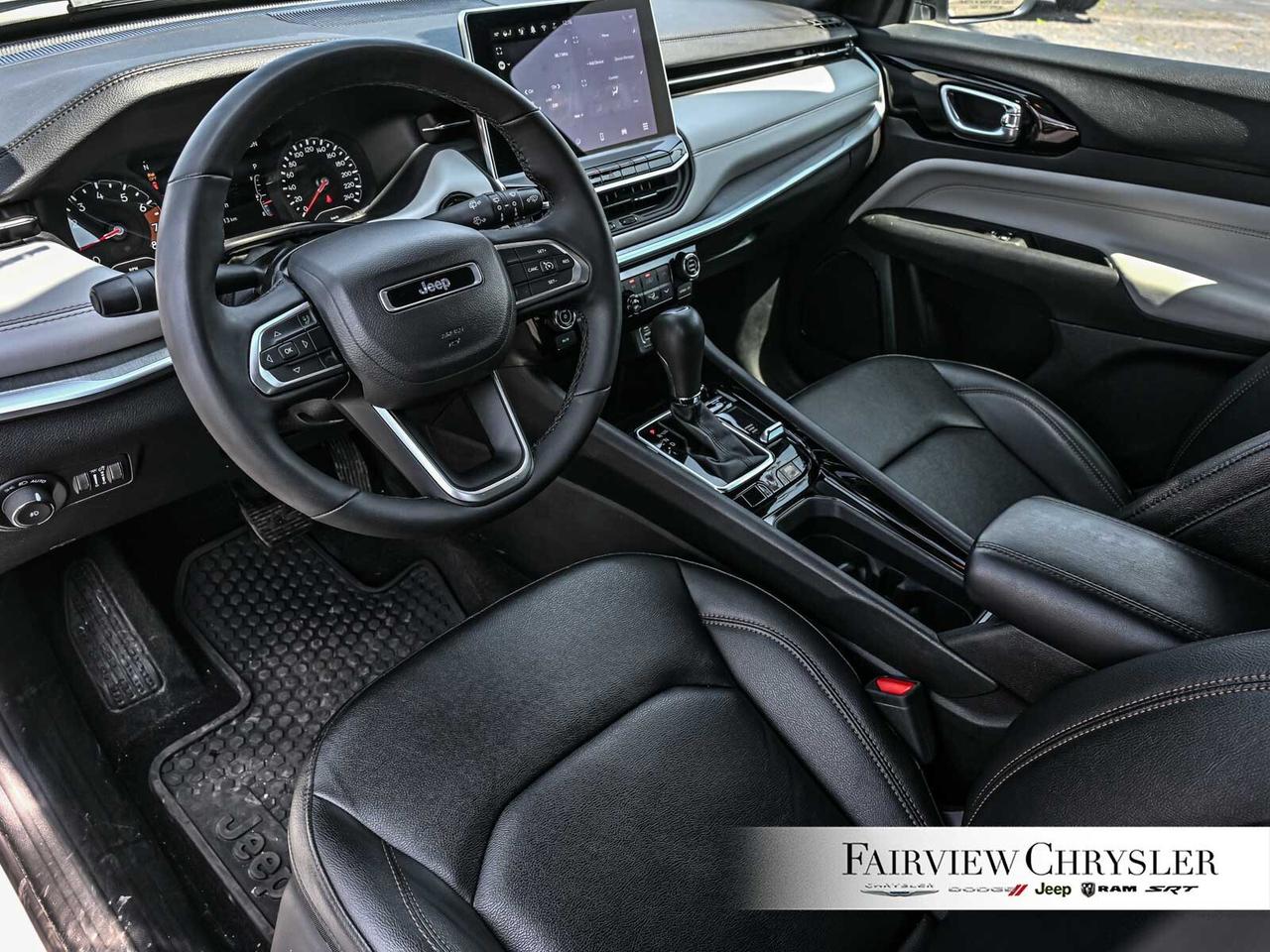 2024 Jeep Compass Limited CARPLAY   HEATED SEATS   DUAL CLIMATE CONT Photo