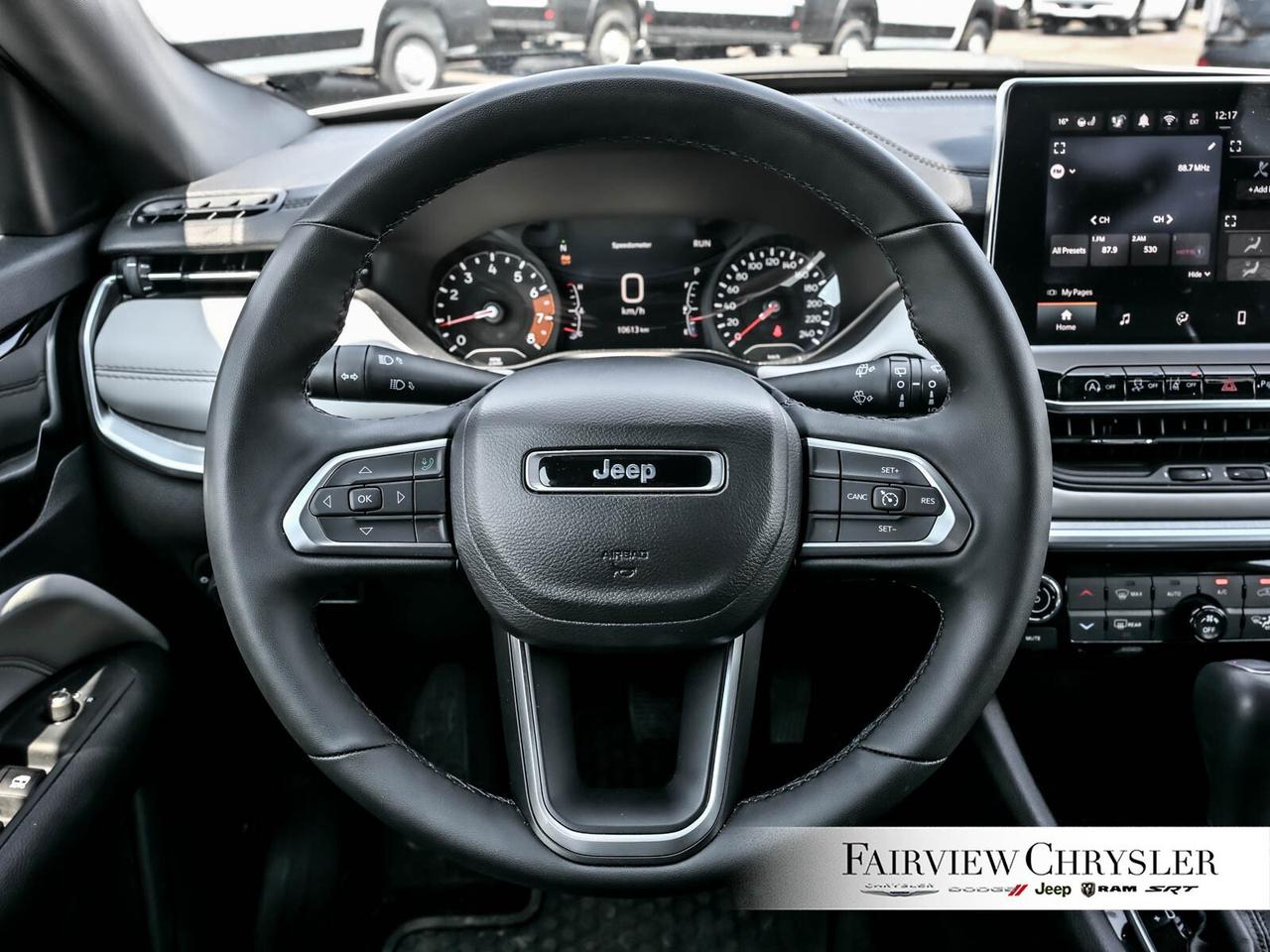 2024 Jeep Compass Limited CARPLAY   HEATED SEATS   DUAL CLIMATE CONT Photo