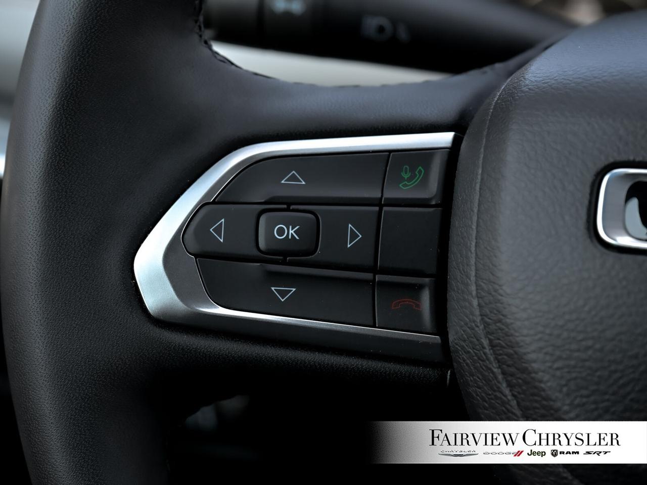 2024 Jeep Compass Limited CARPLAY   HEATED SEATS   DUAL CLIMATE CONT Photo
