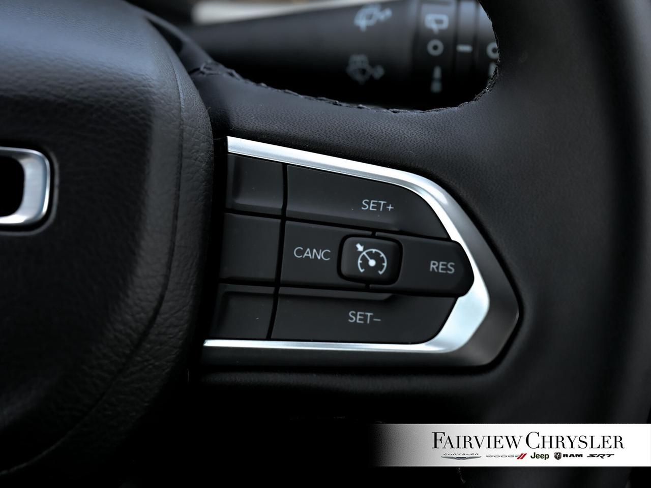 2024 Jeep Compass Limited CARPLAY   HEATED SEATS   DUAL CLIMATE CONT Photo