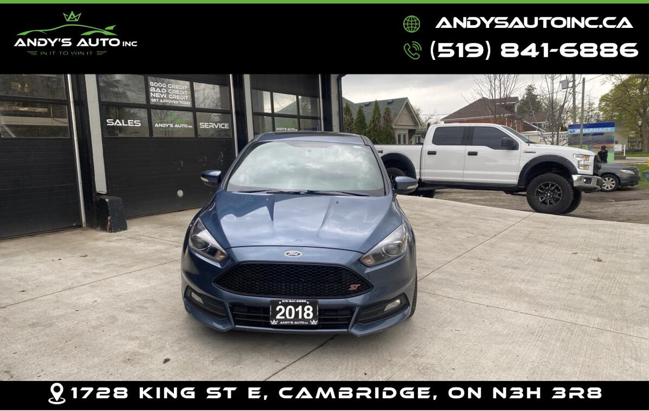 2018 Ford Focus ST ! LEATHER ! SUNROOF ! NAVIGATION ! NO ACCIDENTS Photo
