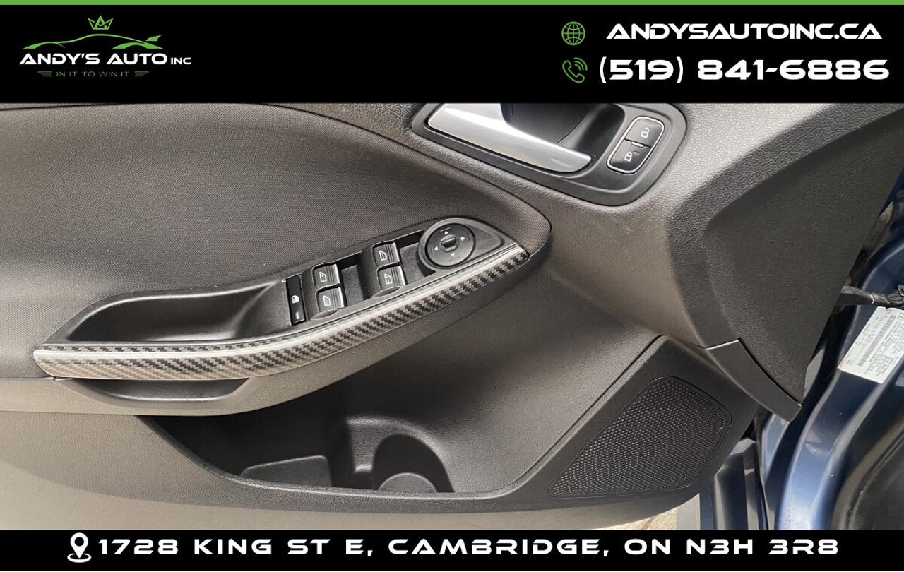 2018 Ford Focus ST ! LEATHER ! SUNROOF ! NAVIGATION ! NO ACCIDENTS Photo