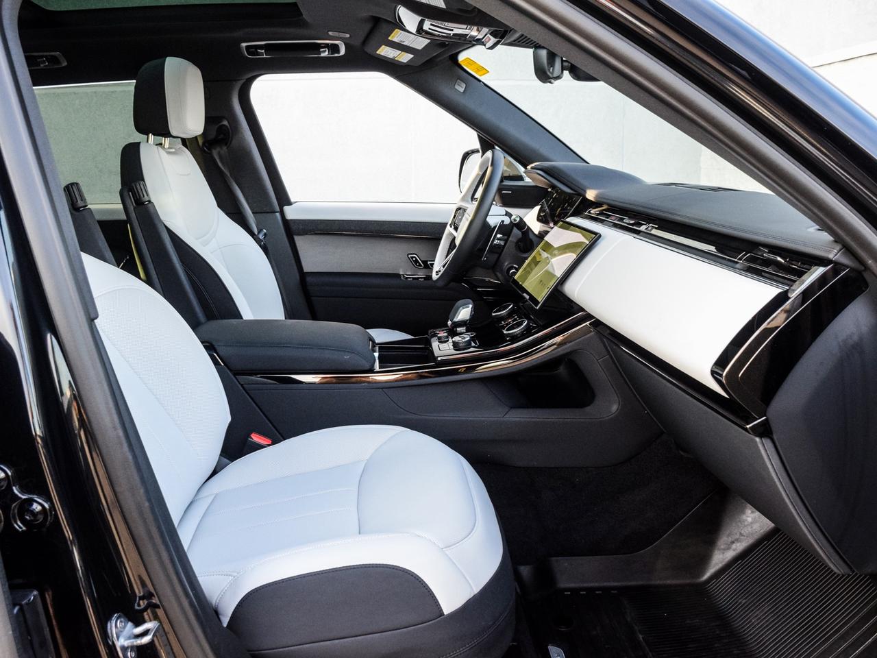 2023 Land Rover Range Rover Sport Dynamic S Photo