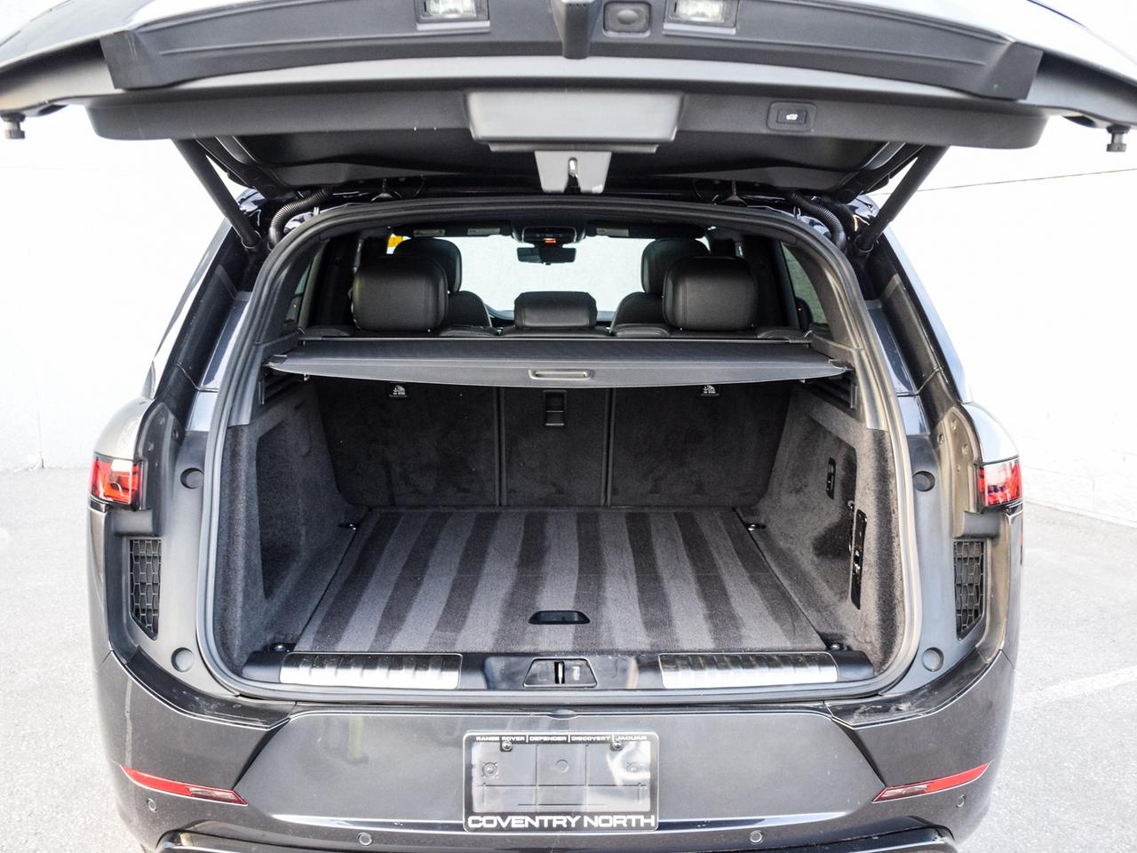 2024 Land Rover Range Rover Sport Dynamic HSE Photo