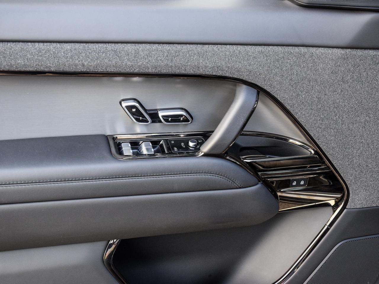 2024 Land Rover Range Rover Sport Dynamic HSE Photo