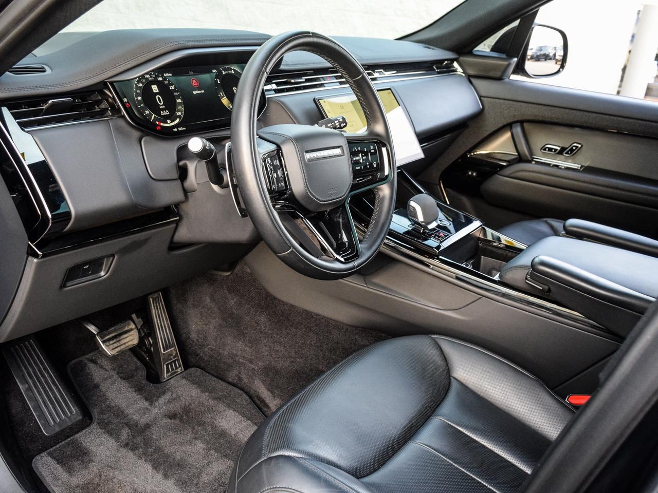 2024 Land Rover Range Rover Sport Dynamic HSE Photo